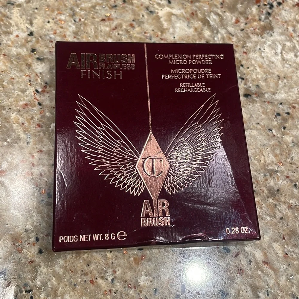 Charlotte Tilbury  Airbrush Flawless Finish Refillable Blurring & Setting Powder